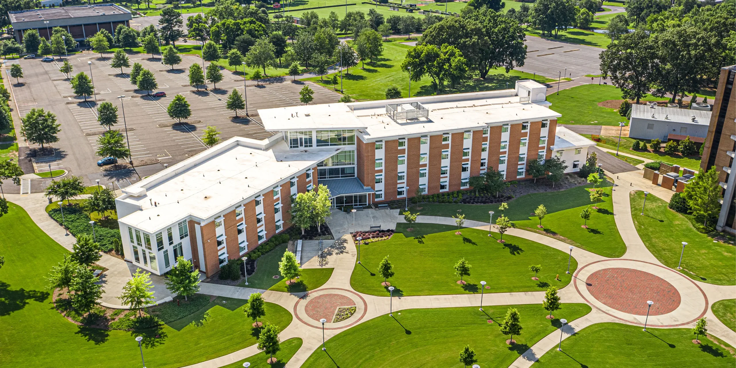 Auburn University at Montgomery, P-40 Place Residence Hall