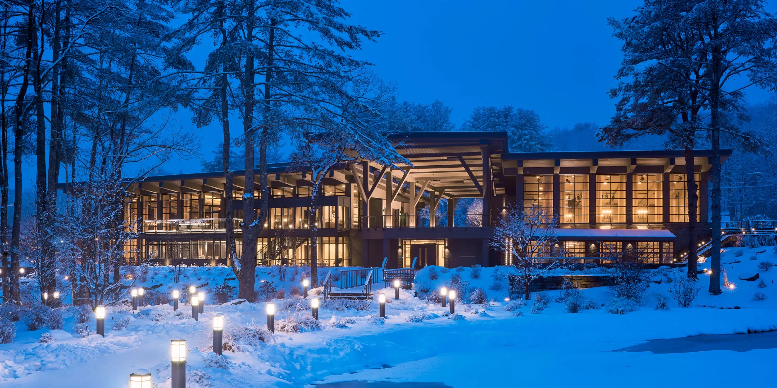 The Eldred Preserve Resort, Exterior view in the snow