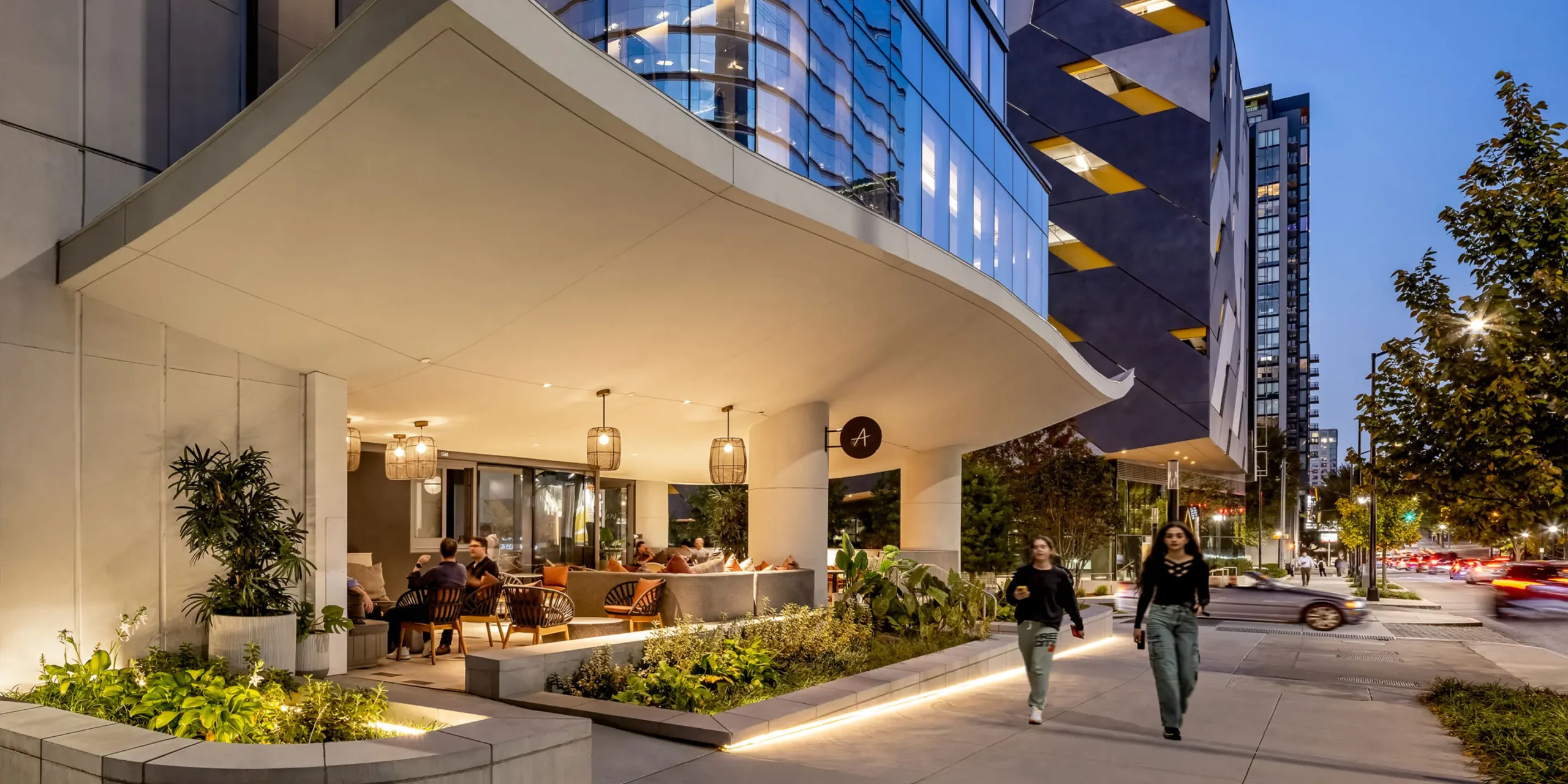 Kimpton Shane Hotel, Exterior Night View