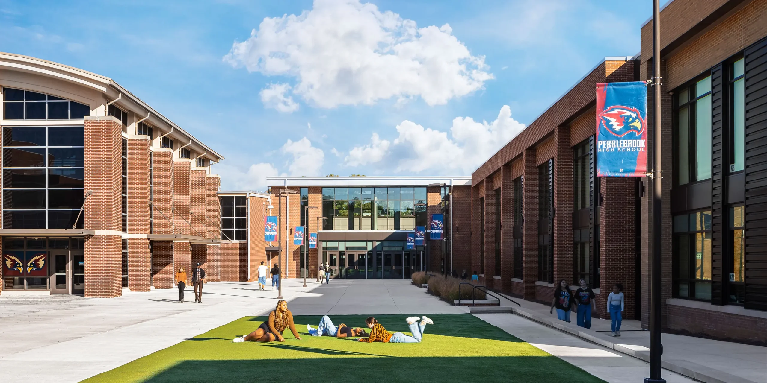 Pebblebrook High School, Exterior Quad