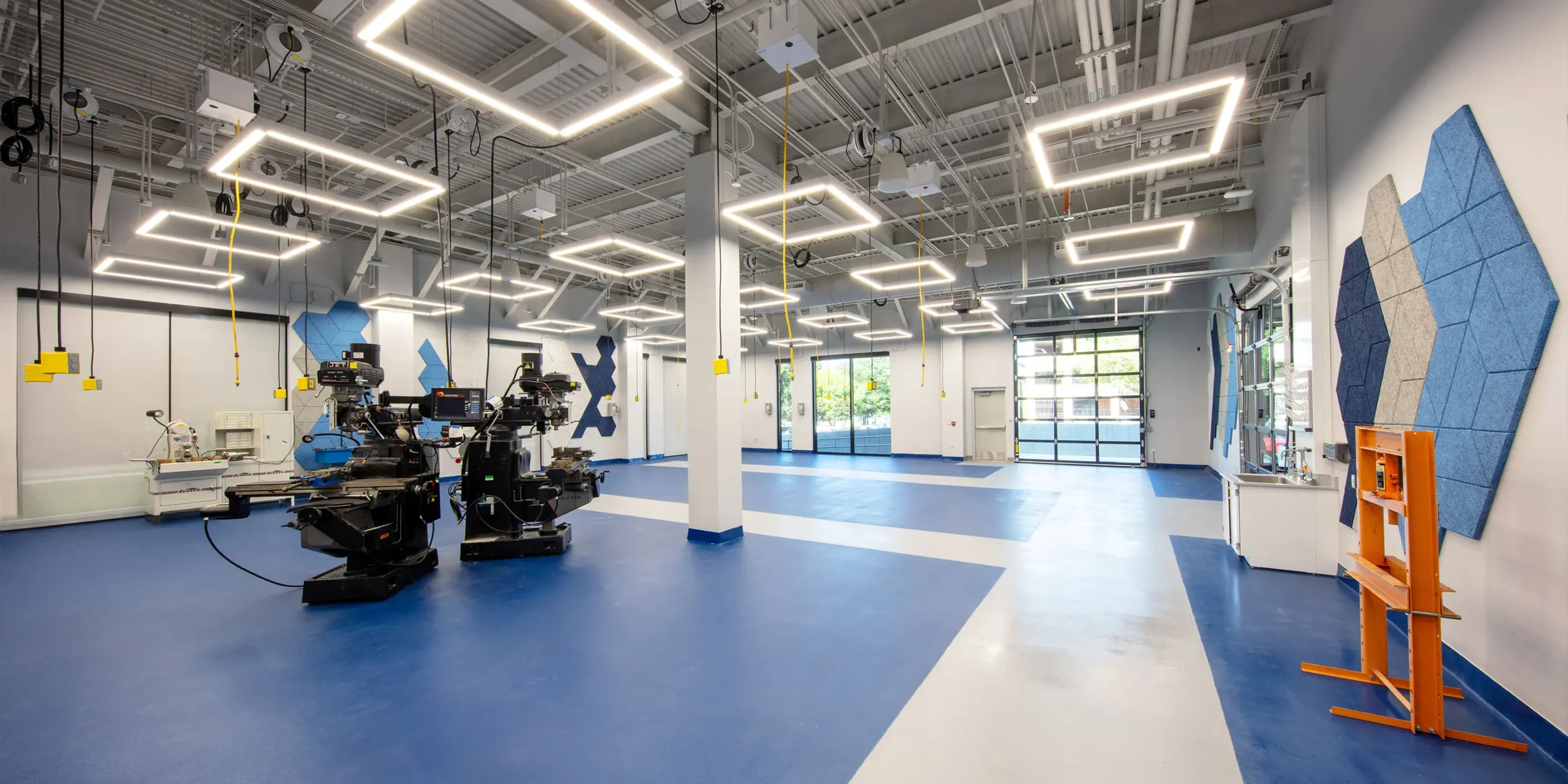 Flexible engineering laboratory designed for evolving research and instruction at Middle Tennessee State University